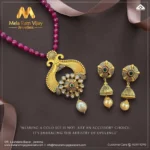 Graceful Gold Necklace Set